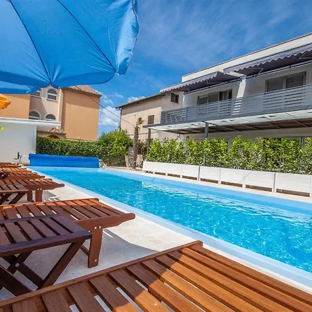 Gardelin Superior 2 * 扎达尔