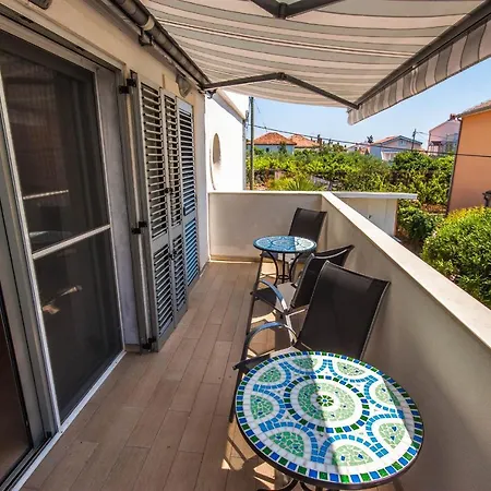 公寓 Gardelin Superior 2 扎达尔